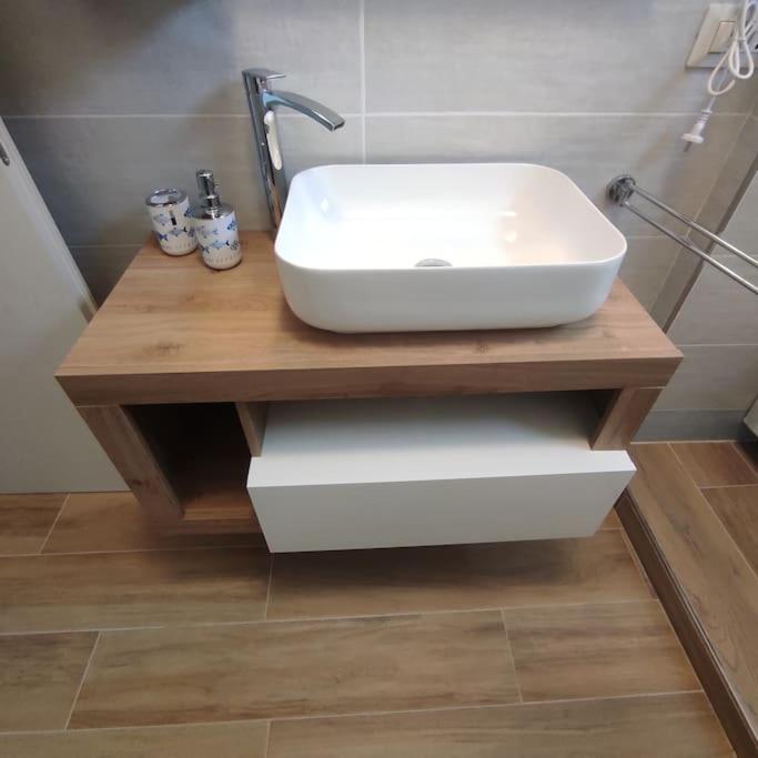 Apartament Onda Marina 2 La Spezia Zewnętrze zdjęcie